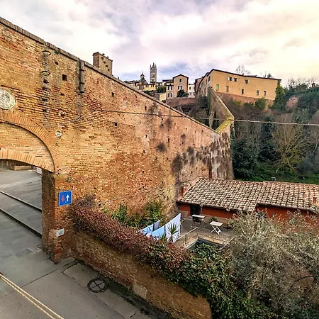 דירה Casa Fontebranda